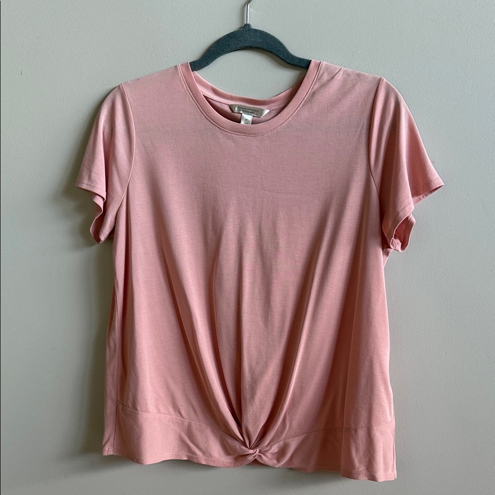 Banana Republic Soft Pink Short Sleeve Tee on Sandwash Modal M